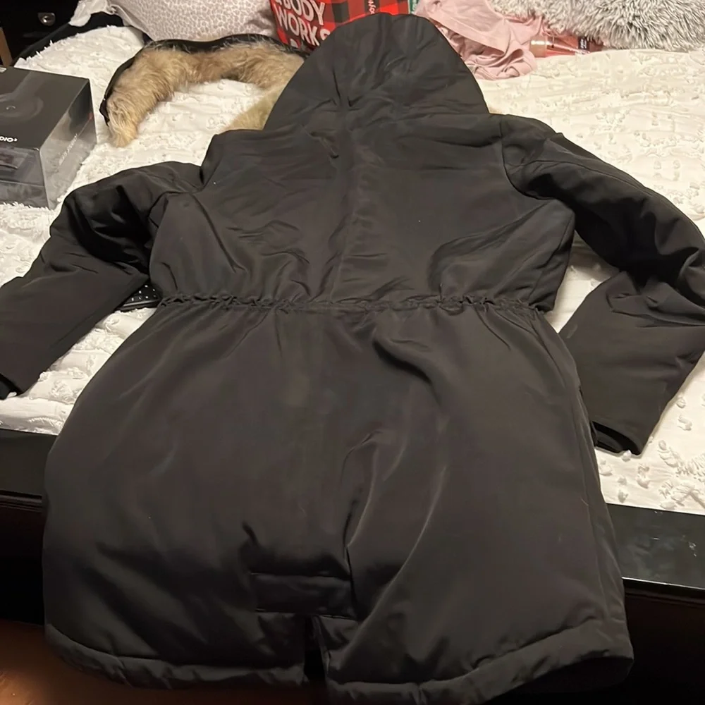 MK parka - Picture 3 of 11